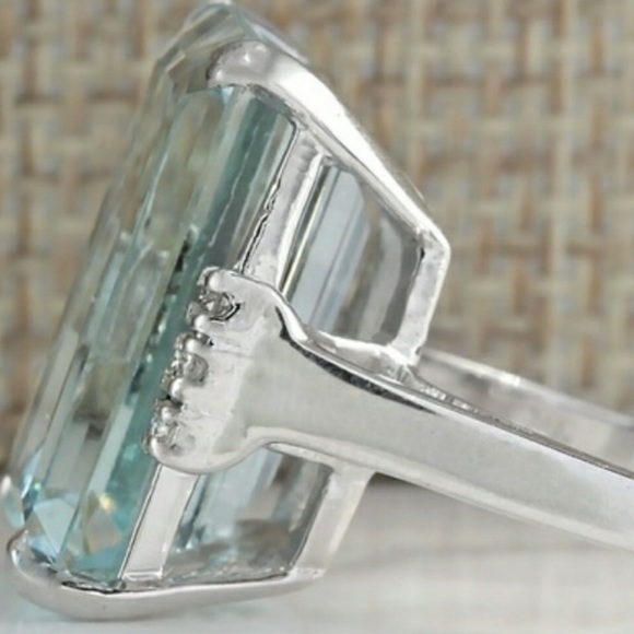 6.35CT Blue Aquamarine 925 Sterling Silver Ring - Picture 6 of 6